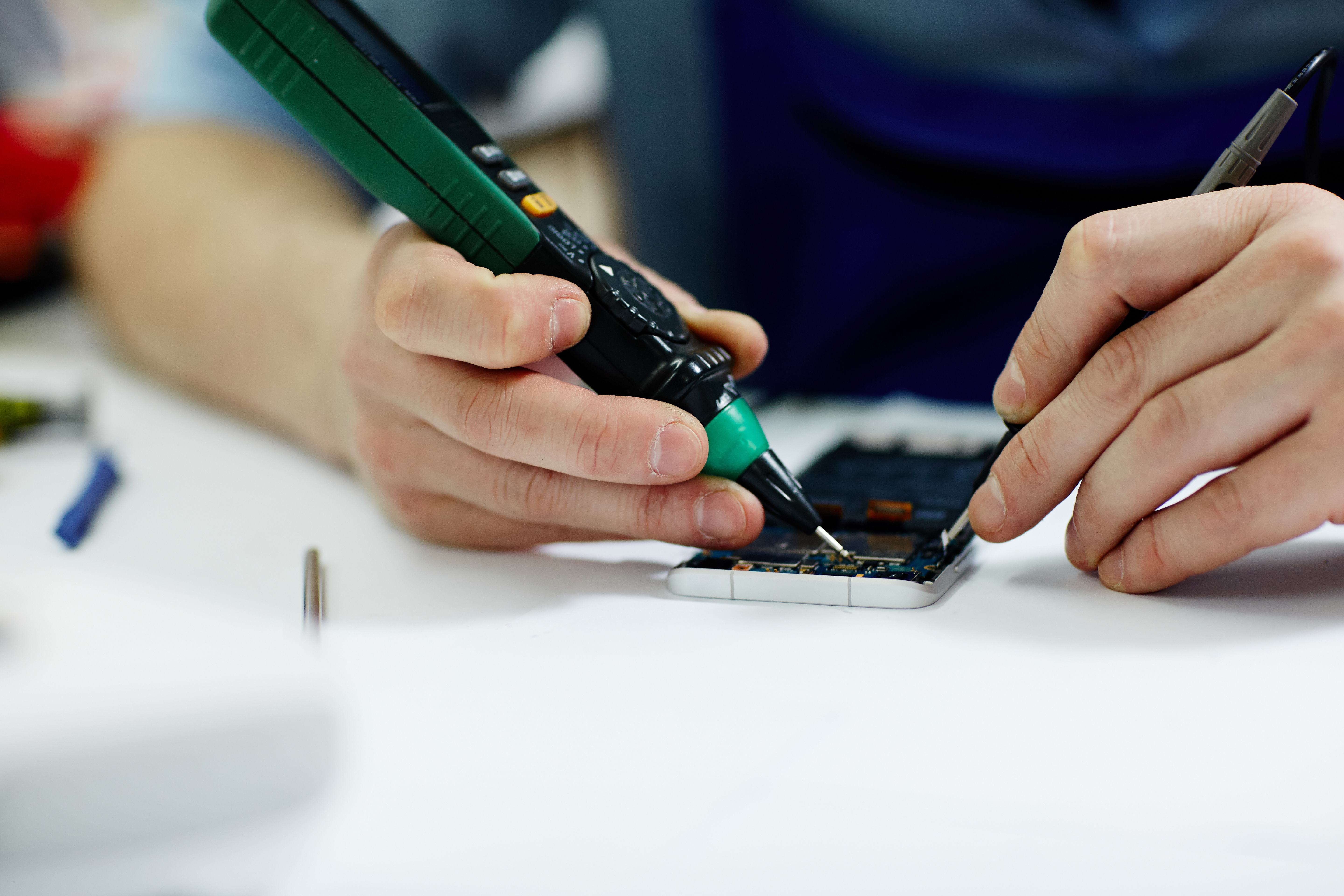 Smartphones und Laptops Reparatur